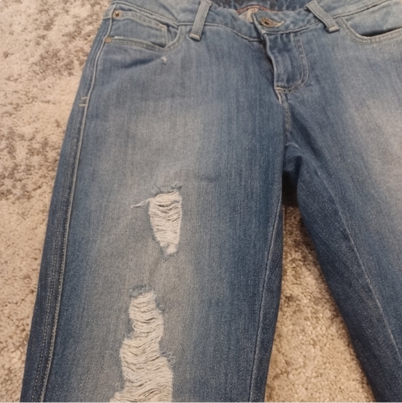 ALICE + OLIVIA Jeans - Picture 6 of 7